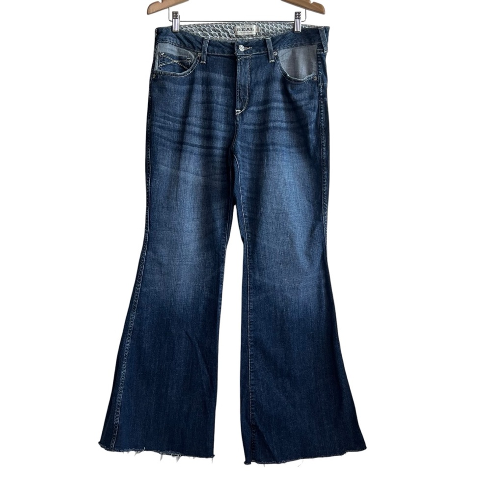 Ariat Flare Raw Hem Dark Wash Two Tone Pockets Size 32S Western REAL Denim Jeans